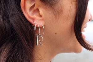 SYMBOL WOMAN POWER earring